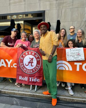 Marcus Samuelsson Instagram - I’m a bit offended I didn’t make the wish list, but I still had a great time meeting everyone at the @TodayShow this morning! I got to talk about our amazing Bahamas Culinary & Arts festival this October (Early Bird tix & more info in my bio!) and in anticipation, we did a delicious Island Fish Fry with Sweet Corn Grits. It combines some of my favorite things about Bahamian food: crispy fish, creamy grits and that festive feel! Click the link in my bio for the recipe too!