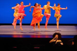 Marcy Harriell Instagram - working on my doctorate at the Steven Tyler School of Mouth🎓

Our last 2022 performance for @markmorrisdance group‘s #thelookoflove ! We hit @broadstage_sm @kennedycenter and, pictured here, @augpac —and you could not ask for more wide open arms 💗💗💗I’m missing lots of folks, but they’re all over my “MMDG” story highlight!

And yes, I added rouleau straps to my gown and closed up the front a bit cuz honey she was EXPOSED😳

Images by Molly Bartels/Courtesy of the Gogue Center at Auburn University.

#burtbacharach #haldavid #dionnewarwick #thebespokebelter #markmorrisdancegroup #livetheater #livemusic #danceisforeveryone #marcyharriell