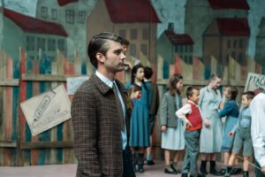 Marek Lambora Instagram - Dneškem vstupuje do kin film TEREZÍN: Láska za zdí!

Italsko-česká koprodukce filmu, kde jsem poprvé ztvárnil anglicky mluvící postavu(v českých kinech bude jen s českým dabingem).

Díky za náročný, pro mě nový a zároveň krásný natáčení a pevně doufám, že se za naším filmem do kin podíváte!🙌🏻

#movie
