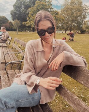 Margaret Clunie Instagram - JUNE! Good times all round…apart from when the grove lane deli closed. That was very sad times…we miss you GLD 💛

*swipe for the surprise I saw from the plane as we landed into Gatwick…