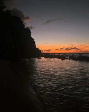 Margot Bancilhon Instagram - Sunset love 💕