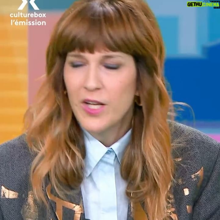 Margot Bancilhon - 3 Likes - Dans “Machine” @artefr (sacrée MEILLEURE série française au festival @seriesmania il y a quelques jours !), @margotbancilhon incarne une ancienne militaire qui revient dans sa ville natale située dans le Grand Est. Le pitch de la série se résume ainsi : “Quand Kill Bill rencontre Karl Marx” !
En 2023, @margotbancilhon remportait le prix de la meilleure actrice au festival @seriesmania pour son rôle dans la série “De Grâce”, diffusée sur @artefr en février dernier.
➡ Slidez pour tout savoir !
👉 suivez @cultureboxlemission pour ne rien râter
📺 canal 14 | 20h25
📲 @france.tv | en streaming
🎵 @youtube | notre playlist idéale
🔗 liens en bio
#culture #francetv #series