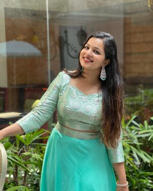 Margret Antony Instagram - Best friends engagement ootd 🌸
Pc @kevinkurisinkal