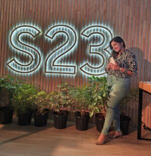 Margret Antony Instagram - At the launch event of SAMSUNG GALAXY S23! ✨
Super glad to associate with @samsungindia

#ShareTheEpic
#GalaxyS23 Ultra
#EpicInKochi

Captured #WithGalaxy
#TeamGalaxy