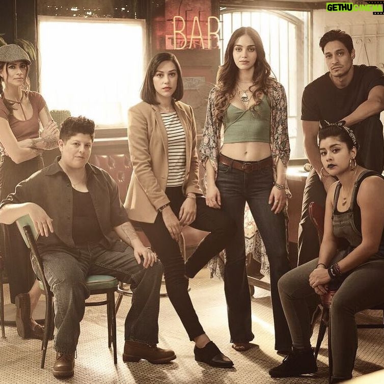 Maria-Elena Laas - 818 Likes - We’re coming back for a second season y mi corazón está lleno de felicidad!!! Thank you for the prayers, love, and support!! Thank you @STARZ, our fearless chingona jefa in charge @tanyasaracho, and @__bigbeach for championing this special and big hearted show! 💛
#Representationmatters #queerlove #familia #cremma #pinchechinche #vidastarz