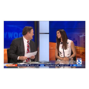 Maria-Elena Laas Instagram - KTLA morning news with the incomparable @samontv 💙
Makeup/Hair @beautybycrystal 
Stylist @ririrabbit 
Dress/clutch @ted_baker 
Jewelry @lakaiserjewelry @genevievelaujewelry 
Shoes @evalunaofficial 
Special thanks to @kristenperino @germanlegarreta for your impeccable taste 
#ktla #VidaStarz @vida_starz