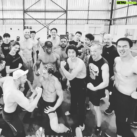 Maria-Elena Laas - 697 Likes - The fighters and stunt performers on Warrior went to great lengths to carry out fight sequences worthy of the Bruce Lee legacy and deserve all the accolades they get. Ahem @criticschoice
.
Special thanks to our incredible fight coordinator/guru @bchanworld for guiding and bringing out the best in all of us, taekwondo master @jjparkstunts, beast @the_almost_legendary_xin for the awful never ending ab circles and letting my superhuman kicks throw you 10 feet, @misterhoonlee for suggesting I punch you in the face, and the international world class martial artists for working us hard for months, making us look good, taking hits/kicks/punches/falls/flips with grace, big hearts, and speed but especially for not laughing at mine or @celinebuckens clumsiness (both conveniently not pictured)
Check out @chenlovesyall in the back working his chain weapon, slide 4
.
@hitzinternational @nomadstunts @lee_jiseok @jasonngstunts @jennyayumi24 @erden_telemisov @barraozinho @mikebisping