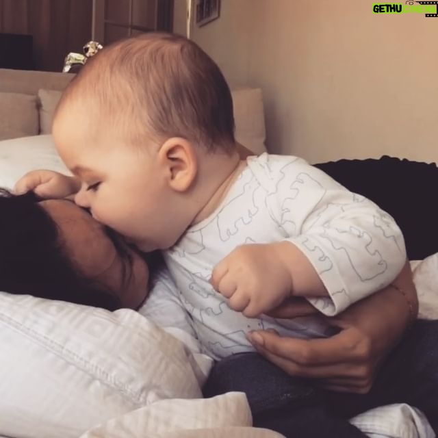 Maria-Elena Laas - 449 Likes - I’m a chew toy and I love it
@marciamartinez22 @mlaas
#newaunt #nephew #titimari