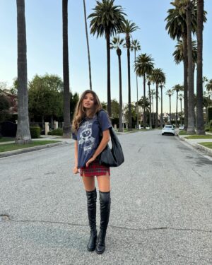 Maria Katarina Instagram - 🌴