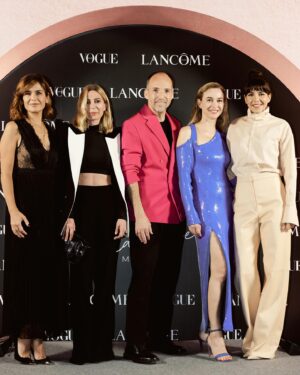 María Luisa Mayol Instagram - Ayer en la plaza colón fue la inauguración de La Maison Lancôme. Una noche maravillosa junto a Vogue y la familia Lancome. Gracias @al_xbi_nco @melturlay @robertosiguero por ser los mejores anfitriones de la belleza y el glamour. 

#makeup @pablorobledo_co @beautyexpertlancome @lancomeofficial 
Styled by @capelliercapellier @fabianafilippi @inesdomecqshoes 
Photos @flaviorsolato @iciarjcarrasco 

@kuranda_agencia @adelaidecarlo @desireefina 💘