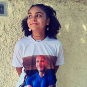 Maria Luiza Galhano Instagram - Algumas fotinhas do storys para o Feed🥰 pra desejar uma ótima semana !!!
E sim amo @therock ❤🥰
.
#marialuizagalhano