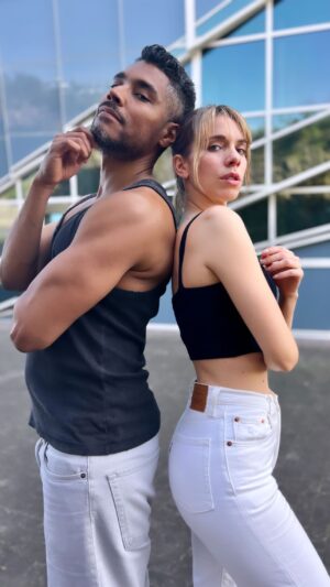 María Mera Instagram - BACHATA !!!!! Xa se ve claramente que NON somos profesionais 🤣, pero que ben o pasamos aprendendo e sobre todo disfrutando do que nos gusta, BAILAAARR!! E temos a sorte de ter o mellor profe de baile @aykanbachata e a mellor escola @balance_danza !!! E como non, teño ao mellor dos compañeiros @diogosales8 !!
.
.
GRACIAS !!!! Seguimos 👯‍♀️ 
.
.
#mariamera #bachata #balancé #baile #actriz #galicia #bailandobachata