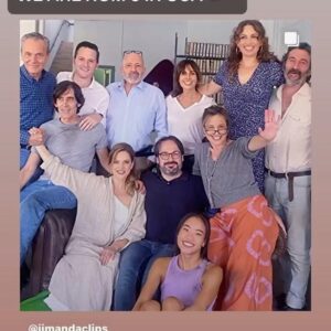 María Molins Instagram - 🔝🔝🔝 Somos la tercera serie más vista en USA!!!!🇺🇸🇺🇸🇺🇸 🔝🔝🔝

Teniendo en cuenta que no hemos tenido prácticamente nada de promoción, nos parece un milagro estar allí arriba. Solo podemos dar las gracias y creer que tanto trabajo y esfuerzo tiene su recompensa❤️‍🔥

🇺🇸🇺🇸🇺🇸🇺🇸🇺🇸🇺🇸🇺🇸🇺🇸🇺🇸🇺🇸🇺🇸

🔝🔝🔝Som la tercera serie més vista als EUA 🇺🇸🇺🇸🇺🇸🔝🔝🔝!!

I això que no hem tingut pràcticament res de promoció. Només podem donar les gràcies i creure que tanta feina i esforç té la seva recompensa. ❤️‍🔥

🇺🇸🇺🇸🇺🇸🇺🇸🇺🇸🇺🇸🇺🇸🇺🇸🇺🇸🇺🇸🇺🇸

We are very excited because we are actually the third most watched tvseries in USA!! 🇺🇸🇺🇸🇺🇸🇺🇸
We have hardly had promotion and we are at the top🔝! Unbelievable ❤️‍🔥

#top #topten #tvseries @netflix @netflixusa @netflixes #wrongsideofthetracks #entrevíasserie @alea_media @mediasetcom idea de @aitor_alea_media @david__bermejo directed @imercero @oriolferrerferrer 

#jimanda 
@jimanda_france @jimandaclips @jimanda.home @its.jimanda @mariaitziarforever @cf_jimanda @jimandaaep @love.for.jimanda @jime_na4774 @jimandaforever @jimandascenes @jimandaaep @jime_na4774 @maria.molins_cf @mariamolins_art @mariamolinscf @cuttexmolins @mariamolinsapoyo #netflixseries #netflixtop10 #love #thankyou #gracias #gràcies #usa #chapter #instagood #instagram #instaseries #instatvseries #actress #actriu #actriz #tirso #ezequiel #irene #jimenaabantos #usa #eua #eeuu🇺🇸