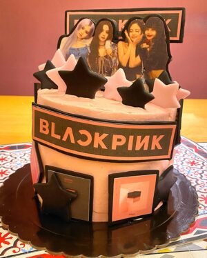 María Molins Instagram - Ayer hizo 11 años que empezaba tu viaje entre nosotr@s 
Qué suerte tenemos 

T’ESTIMO❤️♾️

Maravillosa tarta de @dolci.nuri sobre @blackpinkofficial sois 🫶🔝
Como tambien @idolyagency_official ❤️

❤️♾️❤️♾️❤️♾️❤️♾️❤️♾️❤️♾️❤️

Ahir va fer 11 anys que començava el teu viatge entre nosaltres
Quina sort tenim

T’ESTIMO ❤️♾️

#aniversari #11 #cumpleaños #birthday #birthdaycake #birthdaygirl #birthdayparty #tarta #pastís #love #lovemydaughter #daughter #filla #hija #daughterbirthday