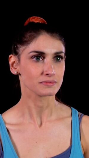 Maria Valentina Principi Instagram - Un altro piccolo estratto attoriale, questa volta il testo è di #makari2 e la guida della bravissima casting director @stefania_roda_ 
.
E ogni interpretazione è un nuovo anello del lavoro, mai un punto di arrivo.
.
.
.
#makari #selftape #selftapeaudition #provino #attriceitaliana #italianactress #masterclasscasting #serietv #marefuori #gomorra #marefuorilaserie #ilpatriarca #ilpatriarcaserietv #napoli #napoliscudetto