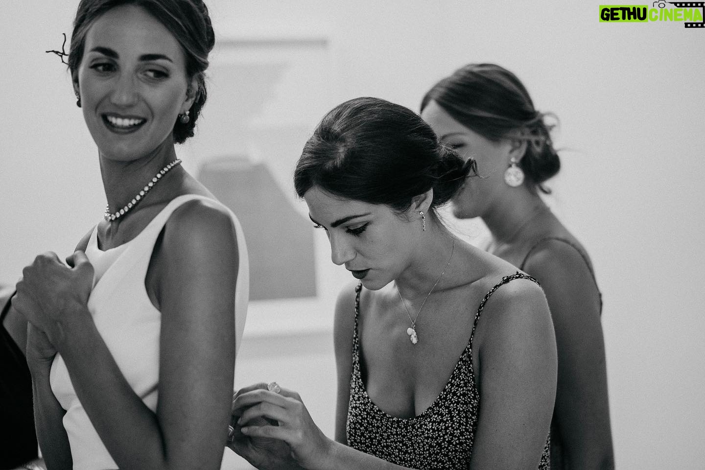 Maria Vera Ratti - 1.6K Likes - La vestizione šŗ
š· @alessandrafinelli