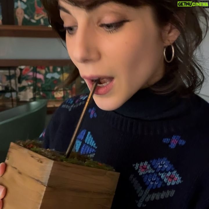 Maria Vera Ratti - 1.4K Likes - 🍕🌋