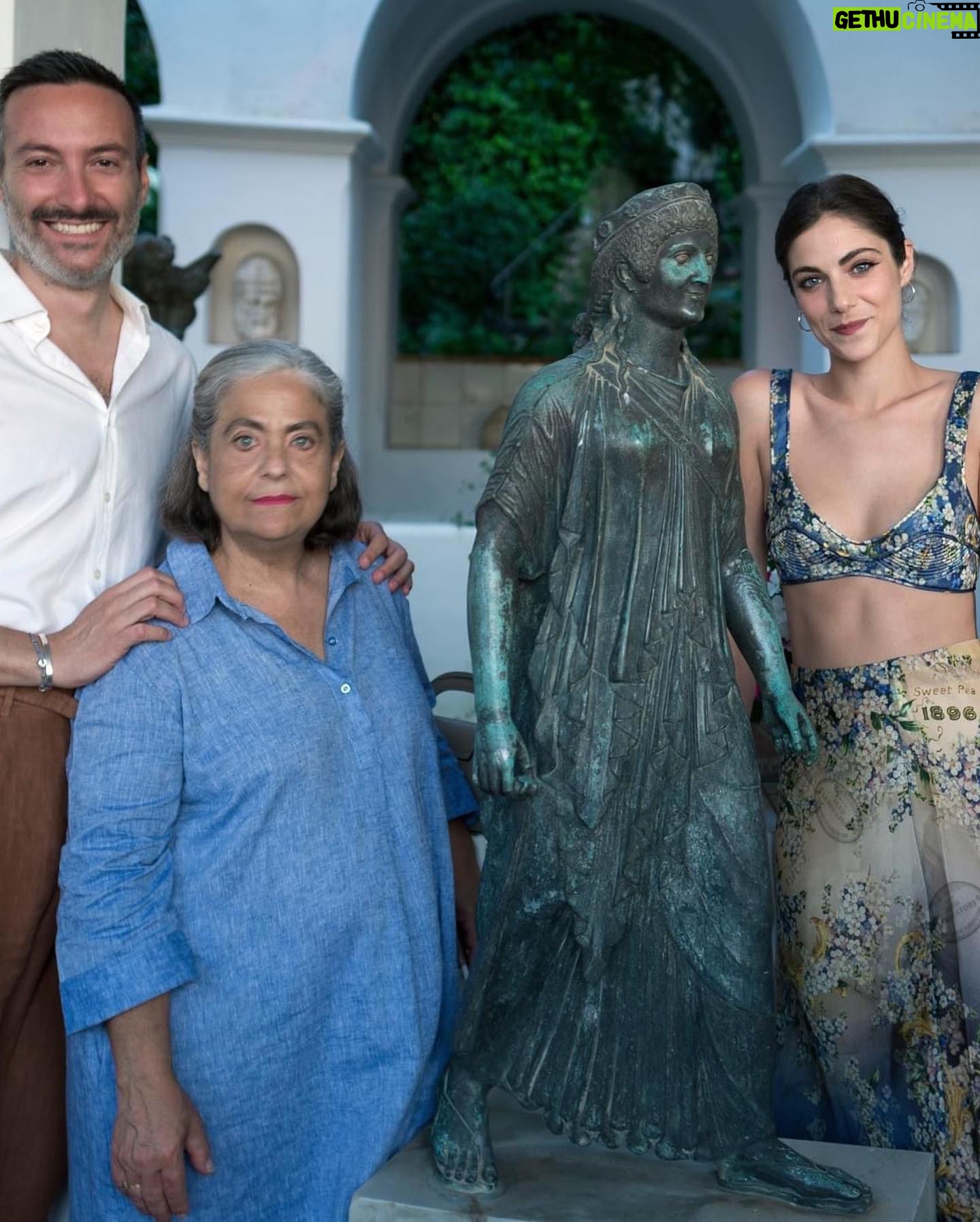 Maria Vera Ratti - 3.3K Likes - šŗšæš±Grazie @villasanmichele
@lucagrossi.it
@othersrl @la_sara_kane @vaneboz @volver.actor