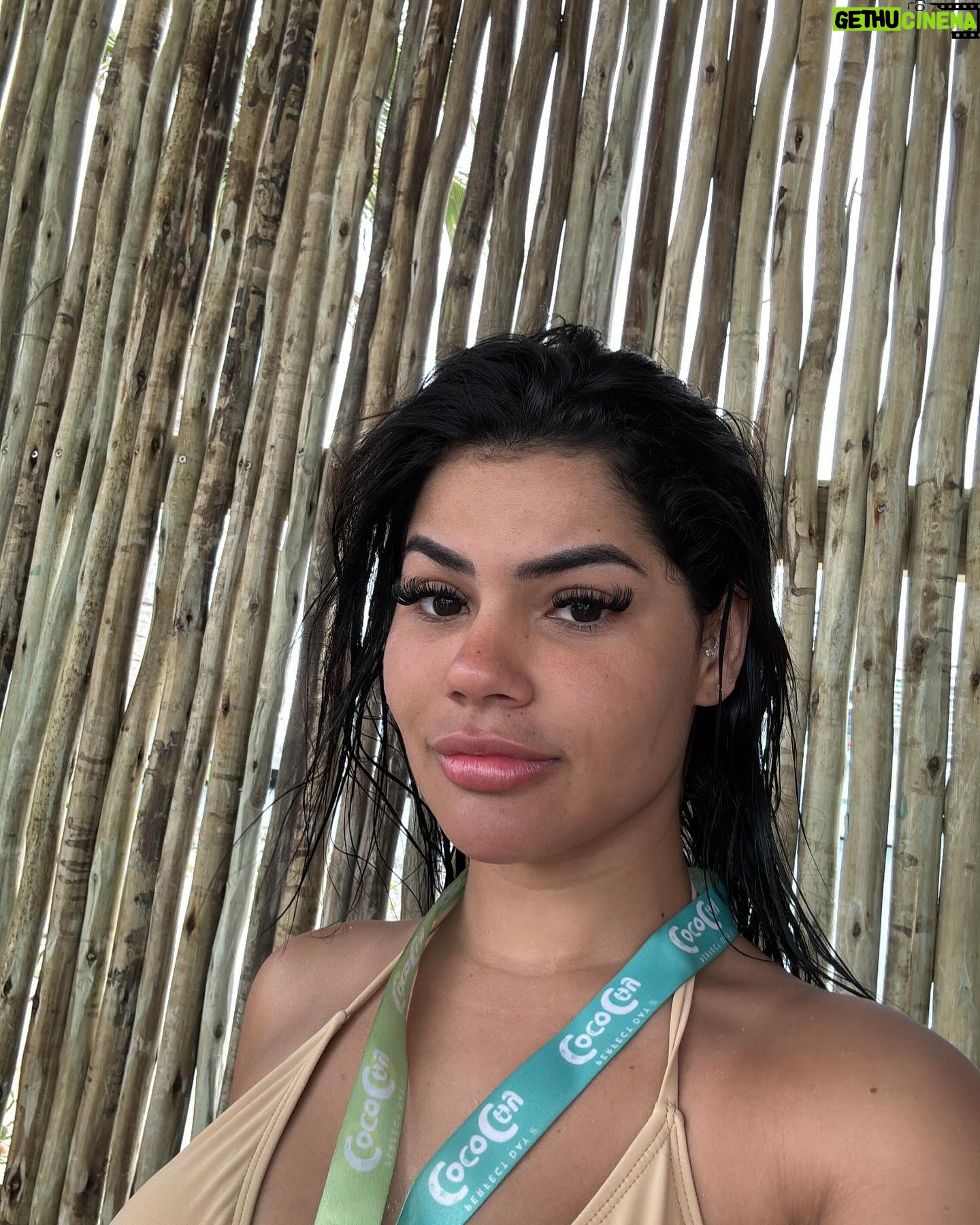 Mariana Ávila - 161.5K Likes - Tus amigos los más vacacionistas 🫦
