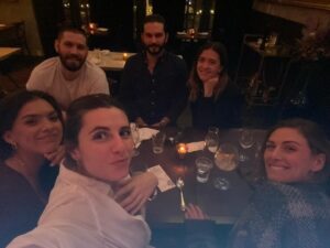 Marianne Rendón Instagram - I love these people: pt 1. In The Dark s4 now on @netflix
