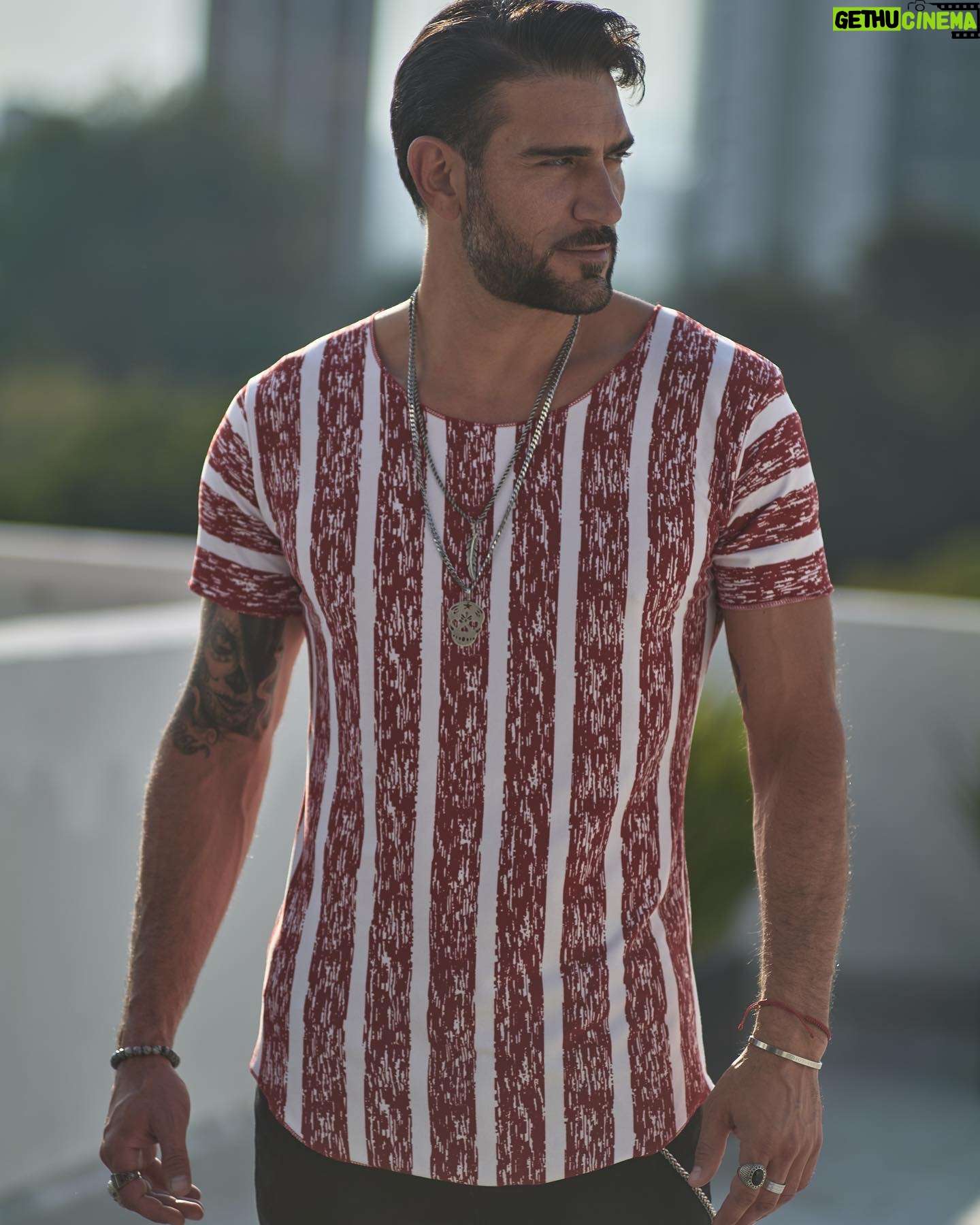 Mariano Brozincevic - 743 Likes - NEW COLLECTION: @de_la_cruz_men DESIGN: @claradelacruzmoda PH: @cwolfphoto 📸 #mensfashion #mensstyle