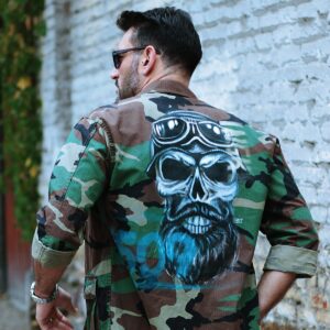 Mariano Brozincevic Instagram - MILYTARY💀 #CJstyle #moda #custom
Pedidos por DM
Artist: @art_fer_brozincevic
PH:📸 @c_poblete 
@customjacketts