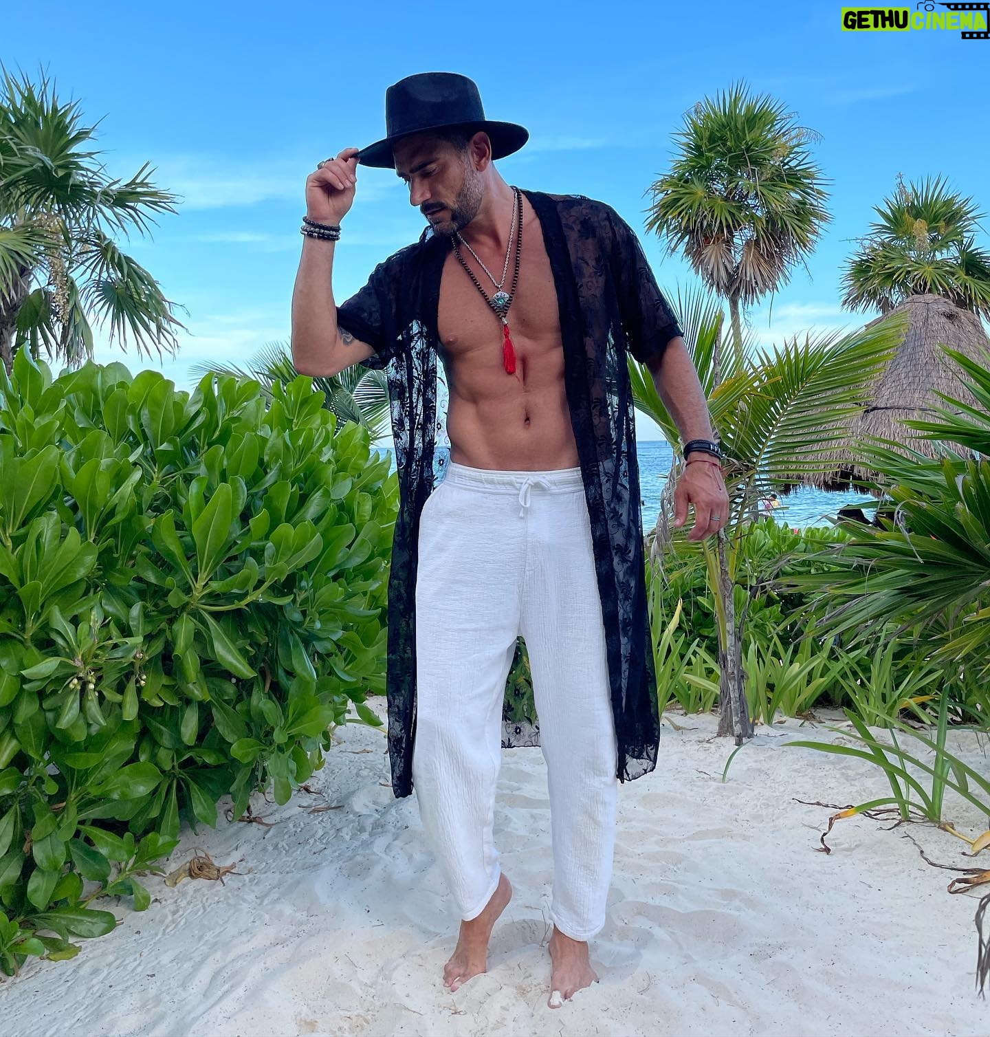 Mariano Brozincevic - 821 Likes - SHOTING!!!, PH: by @fer.broz 📸 #playadelcarmen #summer #marianobrozz #marianobrozincevic