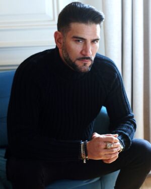Mariano Brozincevic Instagram - LOOK AT ME!! Outfit: @fcurban  PH: @c_poblete 📸 @thesweetspotstgo  #marianobrozincevic #marianobrozz #menstyle #menswear #fashionmen