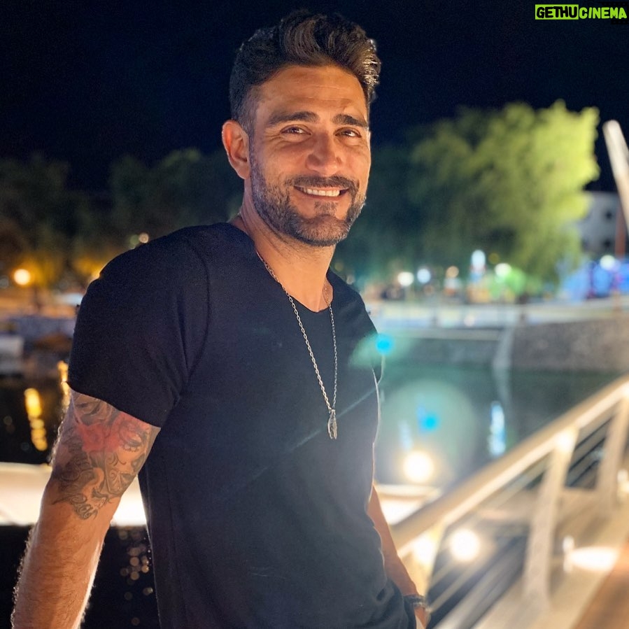 Mariano Brozincevic - 879 Likes - Lindos recuerdos de mi Cordoba querida! #marianobrozincevic #marianobrozz #cordoba #villacarlospaz