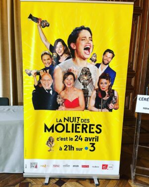 Marie Gillain Instagram - Quelle belle surprise d’apprendre cette nomination de comédienne hier aux Molières 2023 pour ´La tête des enfants’ !
Plaisir Ô combien partagé avec mon partenaire magique @pascalelbe 
et toute la bande de comédiens qui le sont tout autant ! @constancecarrelet @inathandu @tesslauvergne @fre2ricfix 
Et bien sûr nos délicieuses Metteuses en scène @salome.lelouch et @ludivinedechastenet !

@lesmolieres MERCI!