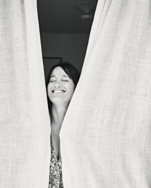 Marie Gillain Instagram - Merci @laetiziabazzoni pour ces instantanées.
Merci à toute l’équipe du @gael_magazine.
Merci à @juliettegoudot pour l’entretien.
Et vive la Belgique! ❤️