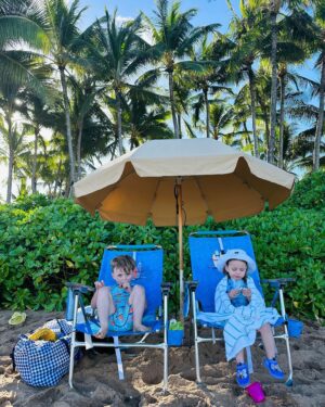 Marie-Joëlle Parent Instagram - First week of January in our favorite place 🌺 🌊 🏄‍♀️