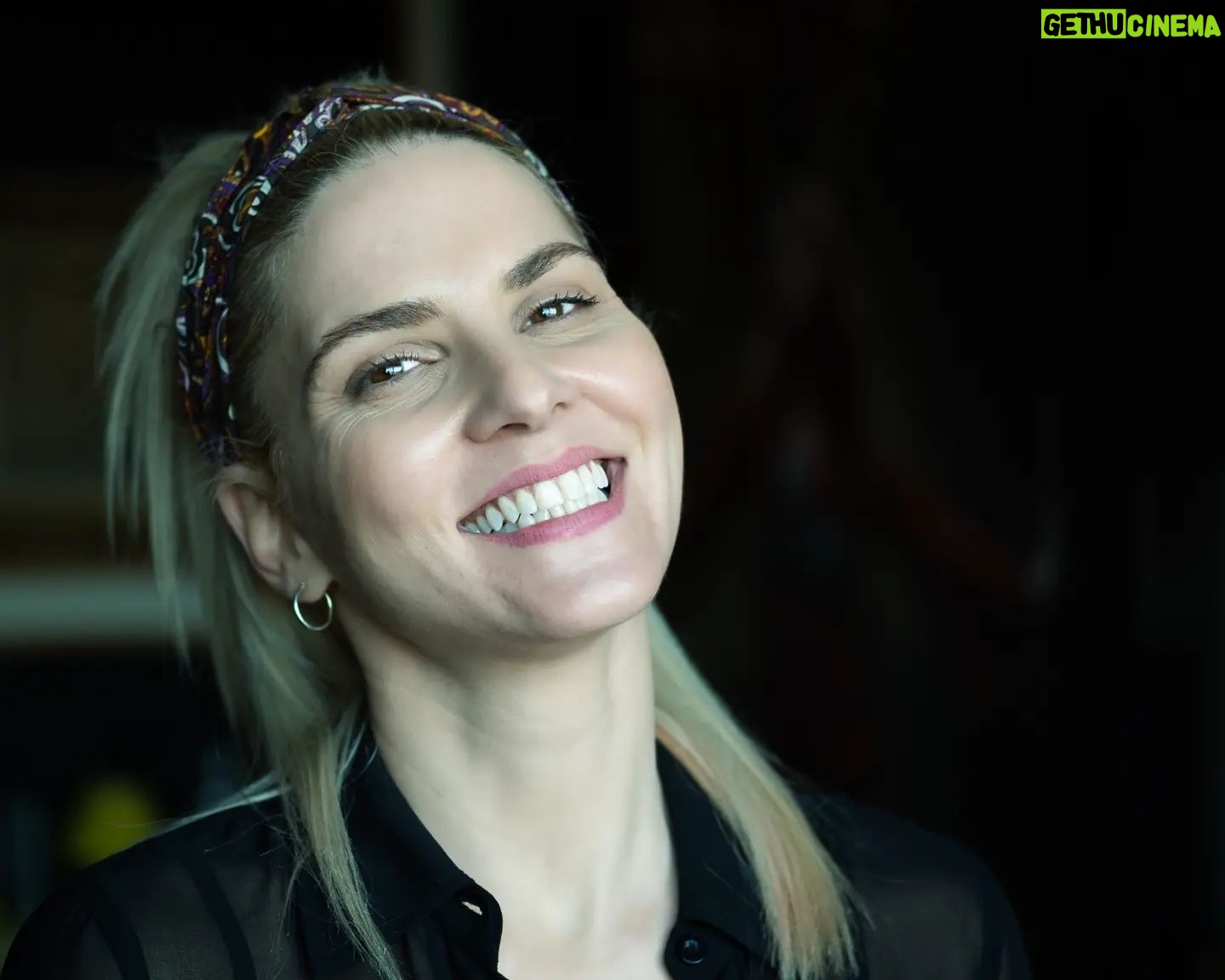 Marilena Radou - 1.7K Likes - Ένα πράγμα πρέπει να έχει κανείς: Είτε μια ψυχή που είναι εκ φύσεως χαρούμενη είτε μια ψυχή που την κάνει χαρούμενη η δουλειά, η αγάπη, η τέχνη και η γνώση.
Φρήντριχ Νίτσε
Γερμανός φιλόσοφος (1844-1900)
#real #me #face #portrait #actress #mood #photography @hippocratesb