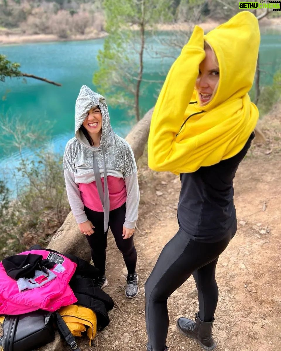 Marilena Radou - 1.8K Likes - Το ταξίδι, όπως και η αγάπη, εκφράζει μια απόπειρα να μετατρέψουμε το όνειρο σε πραγματικότητα.
Alain de Botton
Ελβετός συγγραφέας
#travel #greece #friendship #girls #lake #nature #tsivlou #sunday #smile #colours