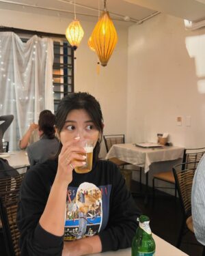 Marina Namiki Instagram - 🍺
ぷはあー

蒸し暑い日に染み渡る、琥珀色の飲み物。

#vietnamfood #phoga #beer