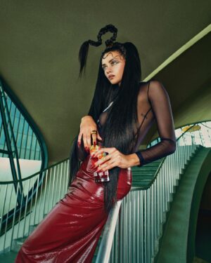 Marina Nery Instagram - Couldn’t not post the full editorial, thank you for the love ❤️🔥 

In Brasil we say : coração está quentinho 🥰

Magazine: @designscene 
Photography: @chelsealouisekyle 
Styling: @s.tephaniewenger 
Makeup: @harkoff_makeup 
Hair: @francescadidit 
Drink Stylist: @drewdrewaichele 
Styling assistant: @lu3alo 
Digital tech: Brett Moen
Photog. assistants: Angela Cholmondeley and Nick Beaudet
Production assistant: @mikhailevans 
Location: @twahotel 

🙏🏽