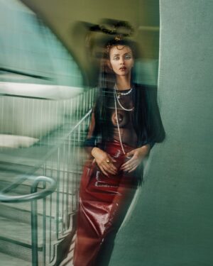 Marina Nery Instagram - Couldn’t not post the full editorial, thank you for the love ❤️🔥 

In Brasil we say : coração está quentinho 🥰

Magazine: @designscene 
Photography: @chelsealouisekyle 
Styling: @s.tephaniewenger 
Makeup: @harkoff_makeup 
Hair: @francescadidit 
Drink Stylist: @drewdrewaichele 
Styling assistant: @lu3alo 
Digital tech: Brett Moen
Photog. assistants: Angela Cholmondeley and Nick Beaudet
Production assistant: @mikhailevans 
Location: @twahotel 

🙏🏽