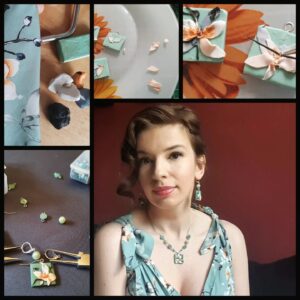 Marina Weisband Instagram - Es gibt herzzerreißende und schwer zu lösende Probleme. Die bearbeite ich auf Twitter unter @afelia.

Es gibt leicht zu lösende Probleme.
 Beispiel: ich hatte keinen passenden Schmuck für dieses Kleid. Ich habe passenden Schmuck aus Fimo gemacht.