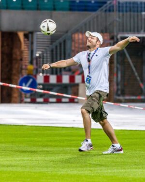 Mario Barth Instagram - Achtelfinale heute gegen Dänemark. Wie geht das Spiel aus? Wer schiesst die Tore? 😃 #euro2024