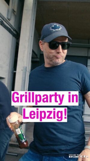 Mario Barth Instagram - Geile Show in Sachsen. Wo die schönen Frauen auf den Bäumen wachsen! 😅 #leipzig #männersindfrauen #tour #liveistamgeilsten