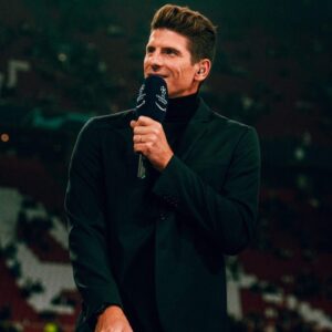 Mario Gomez Instagram - Not a good result @bvb09 , but a beautiful match @afcajax !!! @primevideosport #voetbaltotal