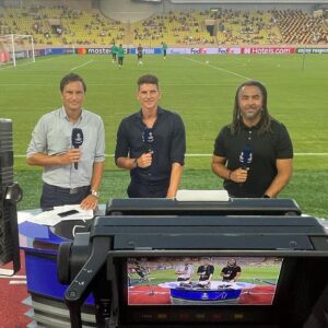 Mario Gomez Instagram - Gleiches Spiel - neue Perspektive 😁 hat sehr viel Spaß gemacht !🌟#backinthegame