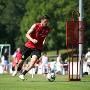 Mario Gomez Instagram - Liebe Fans, der Text für meinen Post ist leider zu lang. Ihr findet den kompletten aber auf Facebook. Den Link zu meinem Account findet ihr in der Bio. Euer Mario