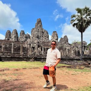 Mario Lawalata Instagram - UNESCO World Heritage #angkorwat #cambodia🇰🇭 #4amwakeup #blessedtoseethis