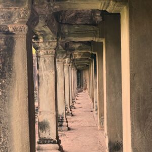 Mario Lawalata Instagram - UNESCO World Heritage #angkorwat #cambodia🇰🇭 #4amwakeup #blessedtoseethis