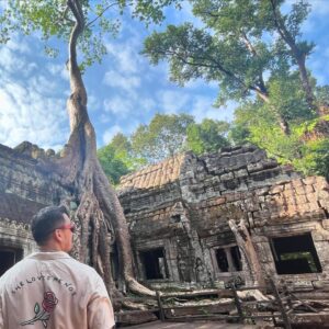 Mario Lawalata Instagram - UNESCO World Heritage #angkorwat #cambodia🇰🇭 #4amwakeup #blessedtoseethis