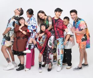 Mario Lawalata Instagram - WenWen, Chilla, dan Febrian adalah anak dengan Down Syndrome (ADS) yang berminat dan bersemangat dalam bidang musik, menyanyi, dan seni gerak tubuh seperti menari dan senam.

Terbukti selama sesi pemotretan, mereka terus bergerak dan menari dengan gembira karena diputar musik selama pemotretan.

Kami peduli terhadap anak-anak dengan Down Syndrome dan ingin memperluas gerakan #EndTheStereotypes dan #AkuAdaAkuBisa. 😇🤍🙏🏽

Dengan ini, Yayasan @potads Indonesia dan Fotografer @ronibachroni_real bekerja sama untuk menggerakkan gerakan ini agar lebih besar lagi dan diterima, dipahami, dan kemudian diamalkan oleh masyarakat dalam kehidupan sehari-hari. 🫶🏽
———
👕👚👕👚
@dibbaofficial l @thekhasoe @titiessapoetra 
———
👫🏻👬🏻👭🏻👫🏻
@vi_marze @carolinesoerachmat @c.n.m @p_febriina @ijonkfrizzy @ririndwiariyanti @noumira @mr.ioyudhistira @bambimbumbembom
