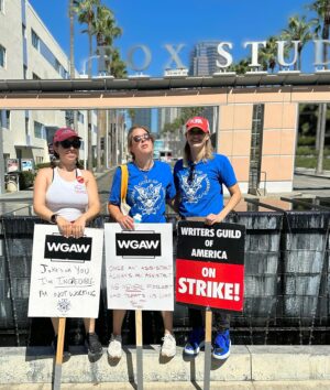 Marion Dayre Instagram - Strike Day 120: Support Staff Appreciation Picket at Fox!

I was an assistant for 7 years (SA, WA, SC), and was displaced with all of my fellow assistants by the 07/08 strike. I was grateful to get to know a guild that would look out for our future and I’m proud to stand alongside the next generation now. How incredible to see all the spirit and solidarity from @iatse @sagaftra @wgawest today!!