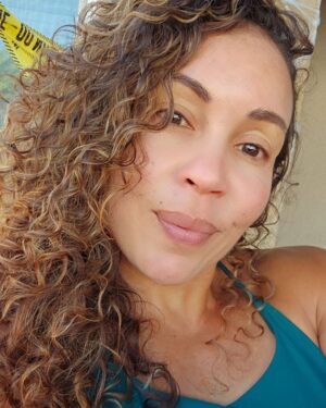 Marion Reneau Instagram - Curls and color! 💖💖 by @olaplex
.
#MarionReneau #TeamReneau #Belizean #BelizeanBruiser #BlackBelt #retiredlife #ChangeTheGame #TrifectaMMA