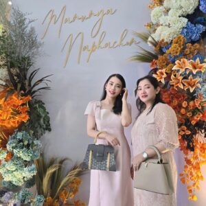 Maripha Siripool Instagram - รับบทลูกสาวหนึ่งวันปกติเป็นอิ่แจ๋วตลอด 🤣💕✨️🌿